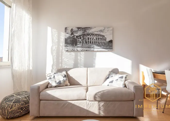 Imperium Deluxe Apt - 300Mt To Metro B, 3 Bedrooms, Panoramic View, A-C